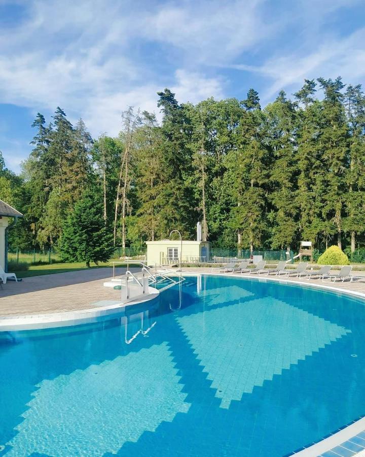 Festetich Kastelyszallo Es Zsuzsanna Hotel Szeleste 외부 사진