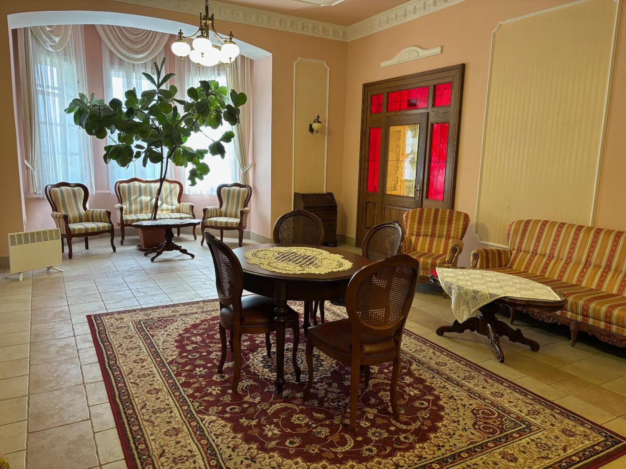 Festetich Kastelyszallo Es Zsuzsanna Hotel Szeleste 외부 사진