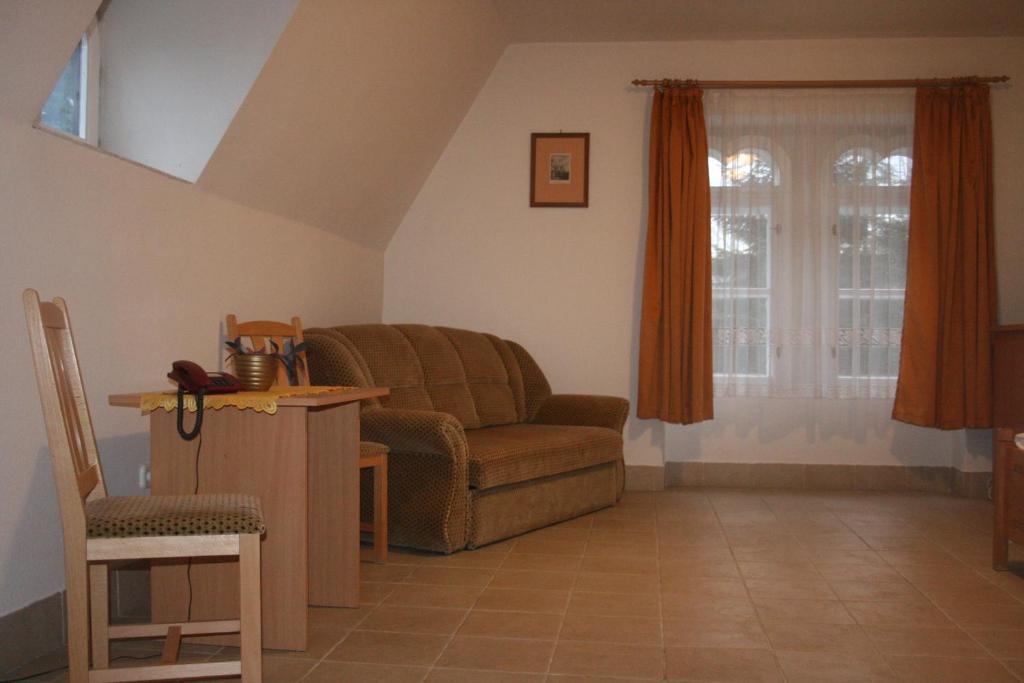 Festetich Kastelyszallo Es Zsuzsanna Hotel Szeleste 객실 사진