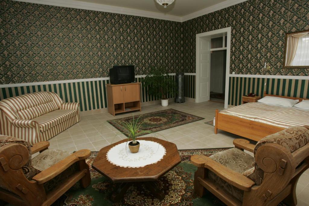 Festetich Kastelyszallo Es Zsuzsanna Hotel Szeleste 객실 사진
